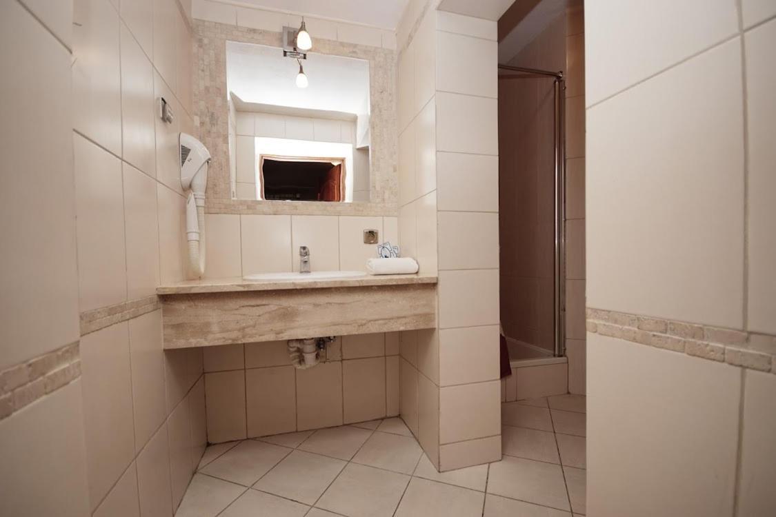 Privet Room With Bathrom 150M From The Beach Zoppot Exterior foto
