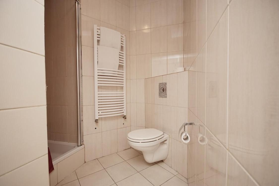 Privet Room With Bathrom 150M From The Beach Zoppot Exterior foto